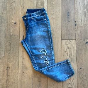 Maurice’s destructed Jegging